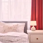 2, Perfect Location, Comfortable & Modern * Bern