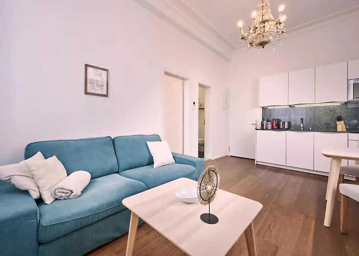 2, Perfect Location, Comfortable & Modern Lägenhet Bern